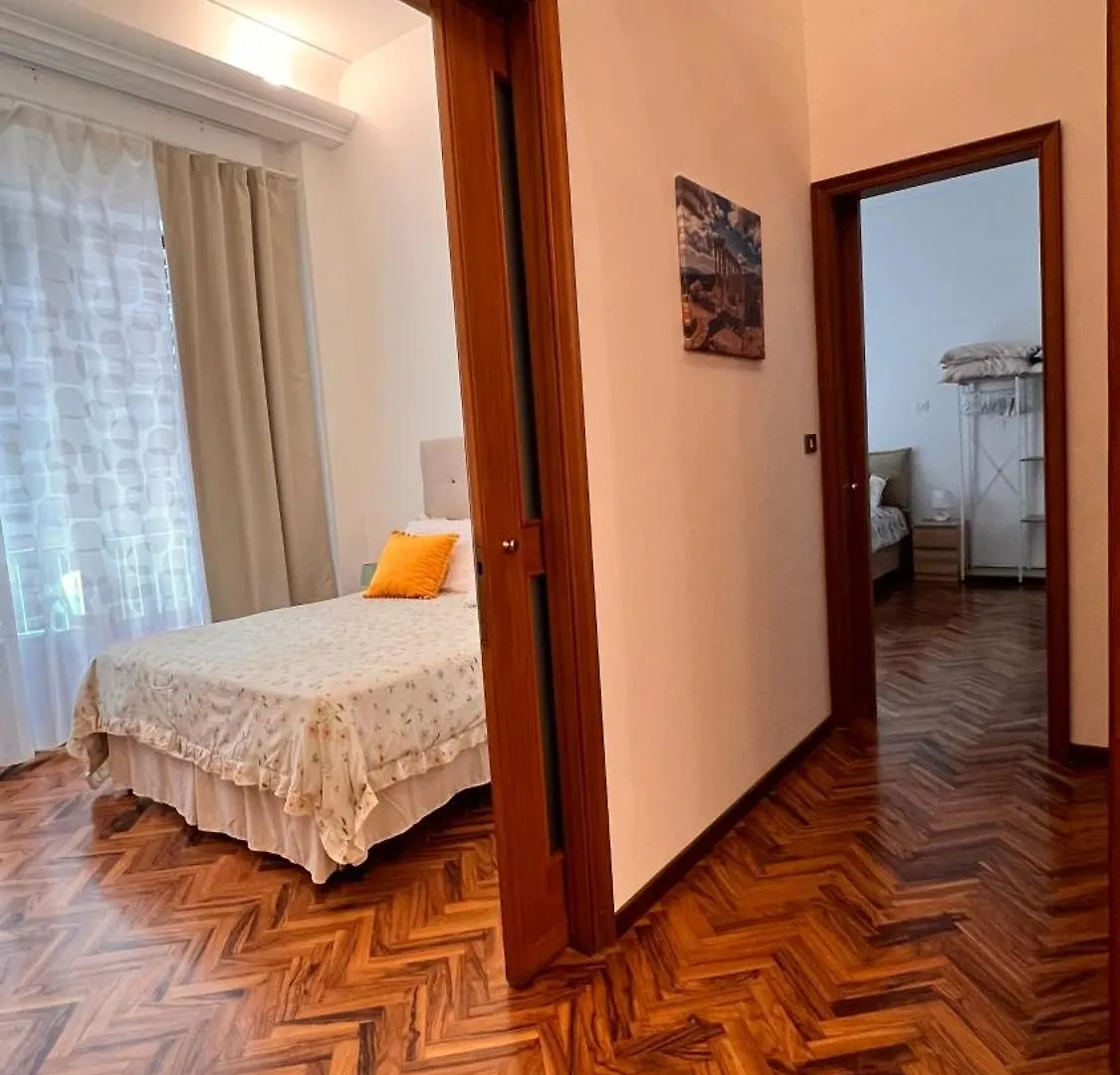 Apartament Kasa Porto Palermo 0*,